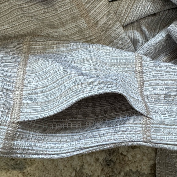 Athleta High-Rise Jacquard Chaturanga Leggings White Gray Size L NWOT - Picture 7 of 9